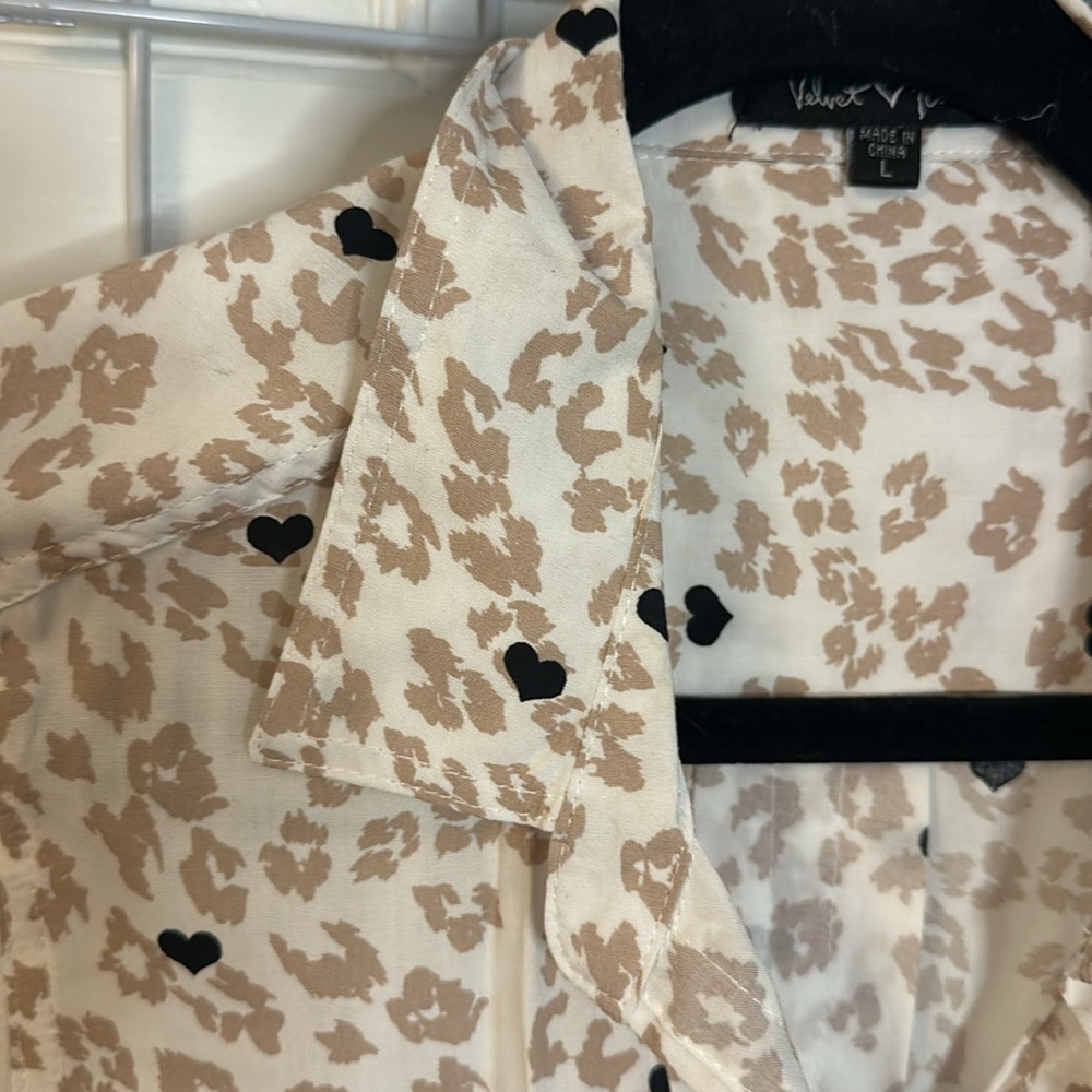 Button shirt - Picture 2 of 2